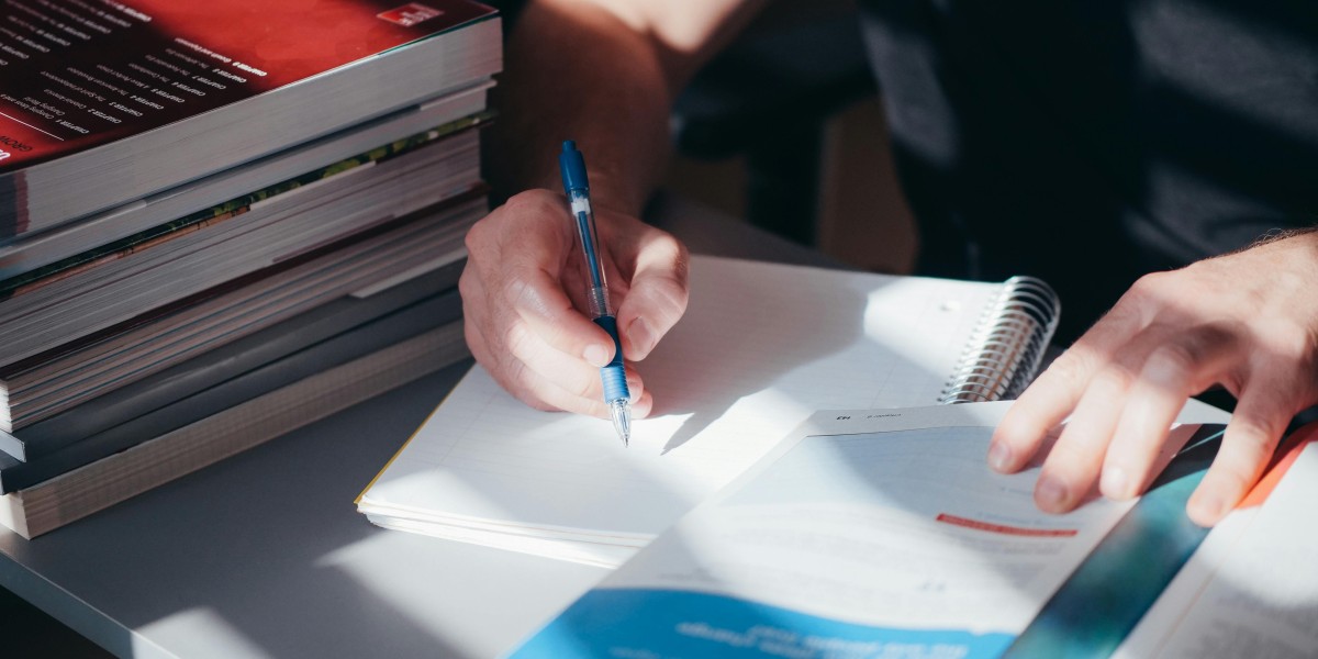 How to Get Ready for UK Medical and Law Schools in Dubai – UCAT and LNAT Guidance