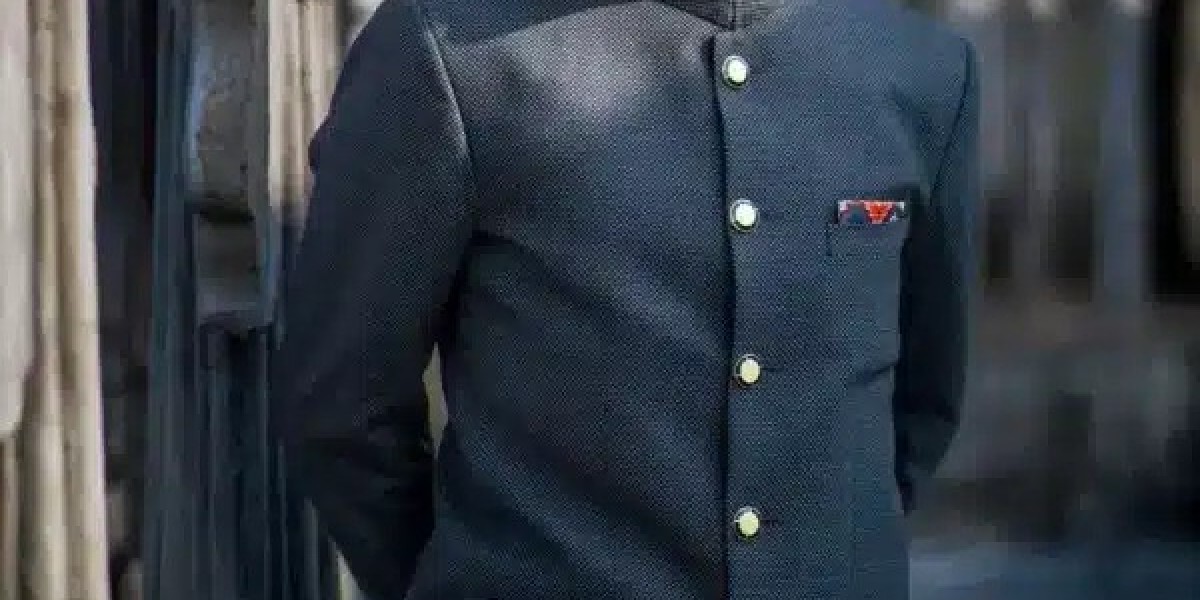 Jodhpuri Hunting Shirt – A Blend of Tradition and Royal Elegance