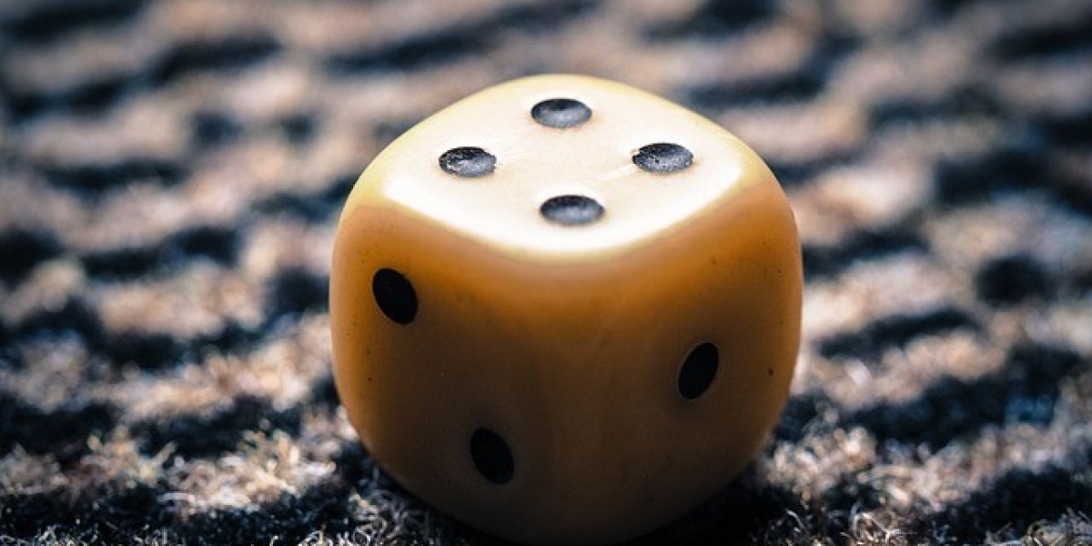 Fremkomsten af AI-drevne slots: Hvordan teknologi ændrer spilleoplevelsen i online casinoer i 2025