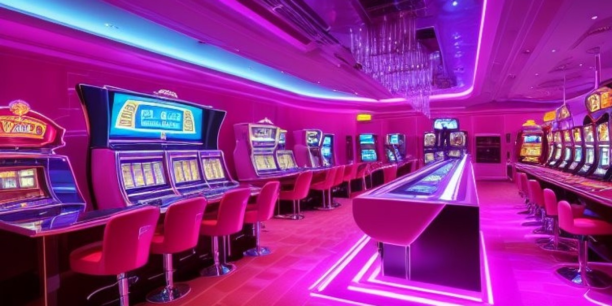 Online Dealer Table Games at Royal Reels Casino