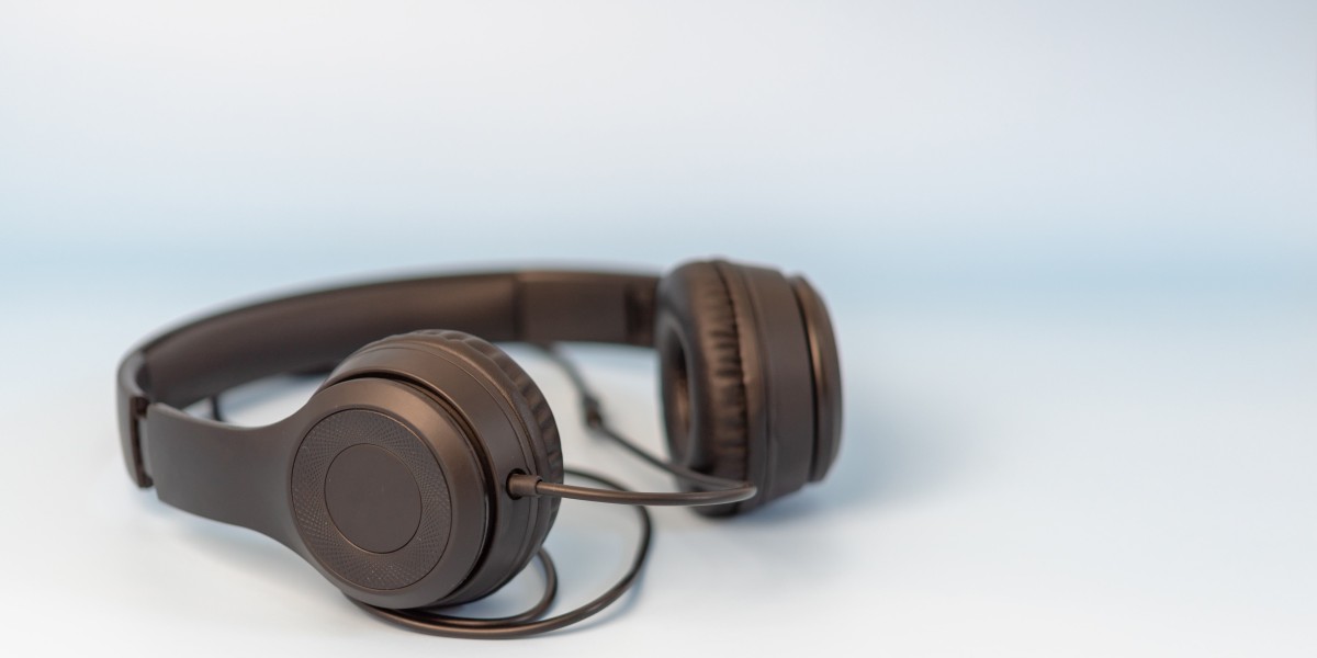 Looking Into The Future What's In The Pipeline? Buy Headphone Industry Look Like In 10 Years?