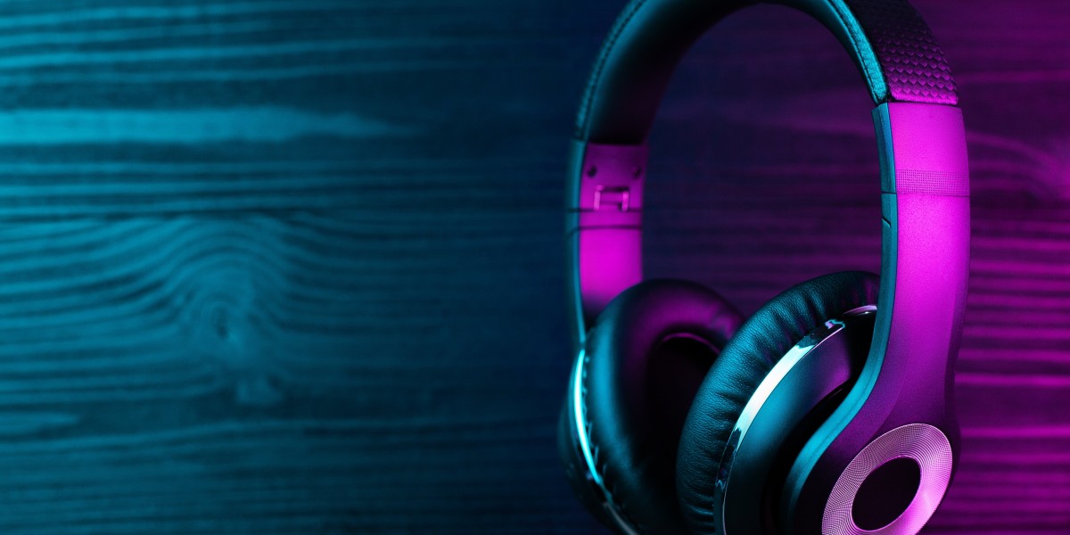 What's The Current Job Market For Buy Good Headphones Online Professionals Like?